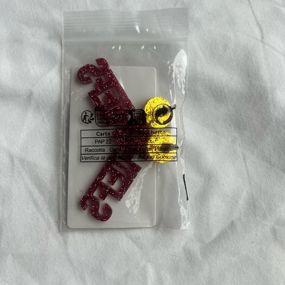 💛 Chiefs Dangle Earrings Simple Sporty Style Jewelry Taylor Swift Travis Kelcey - Picture 5 of 7